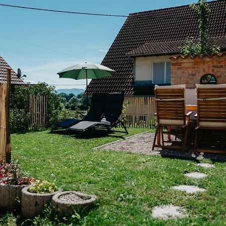 Ferienwohnung Am Weinberg Boetzingen Екстер'єр фото